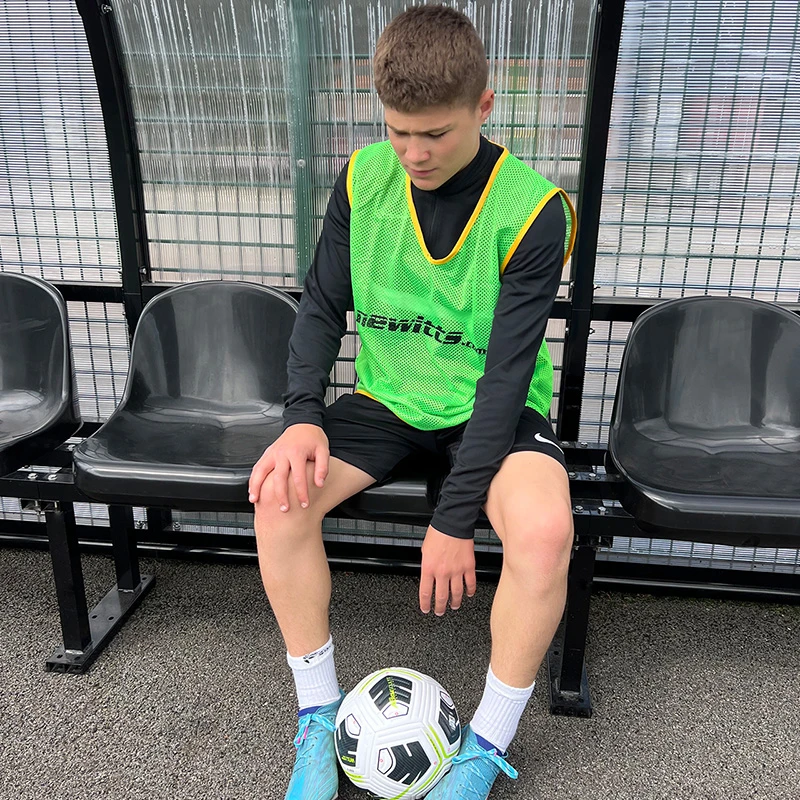 Newitts Plain Training Bibs | 10 Pack 4 Newitts Plain Training Bibs | 10 Pack - Image 2