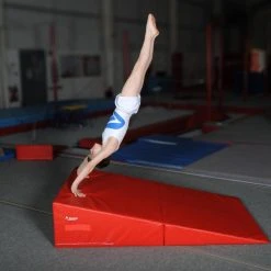 Beemat Gymnastic Folding Incline Wedge -Harrod Sport shop it077344b 5