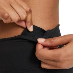 Nike Womens Capri One Leggings -Harrod Sport shop it098744 3