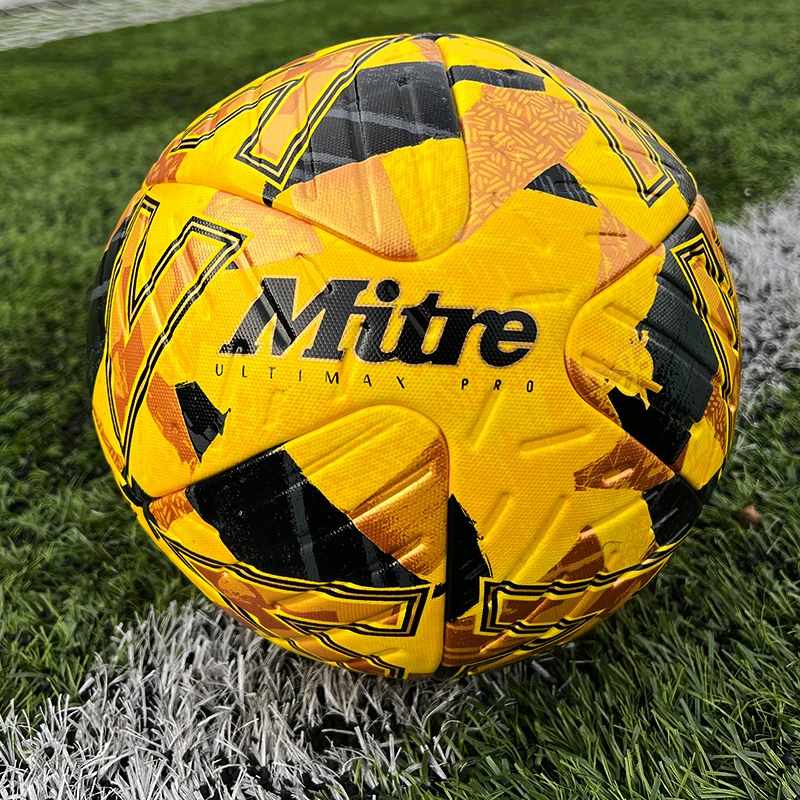 Mitre Ultimax Pro FIFA Match Football 5 Mitre Ultimax Pro FIFA Match Football - Image 3
